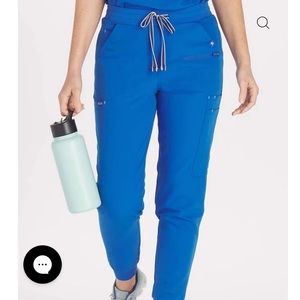 Dolan scrub set, high waist jogger bottoms